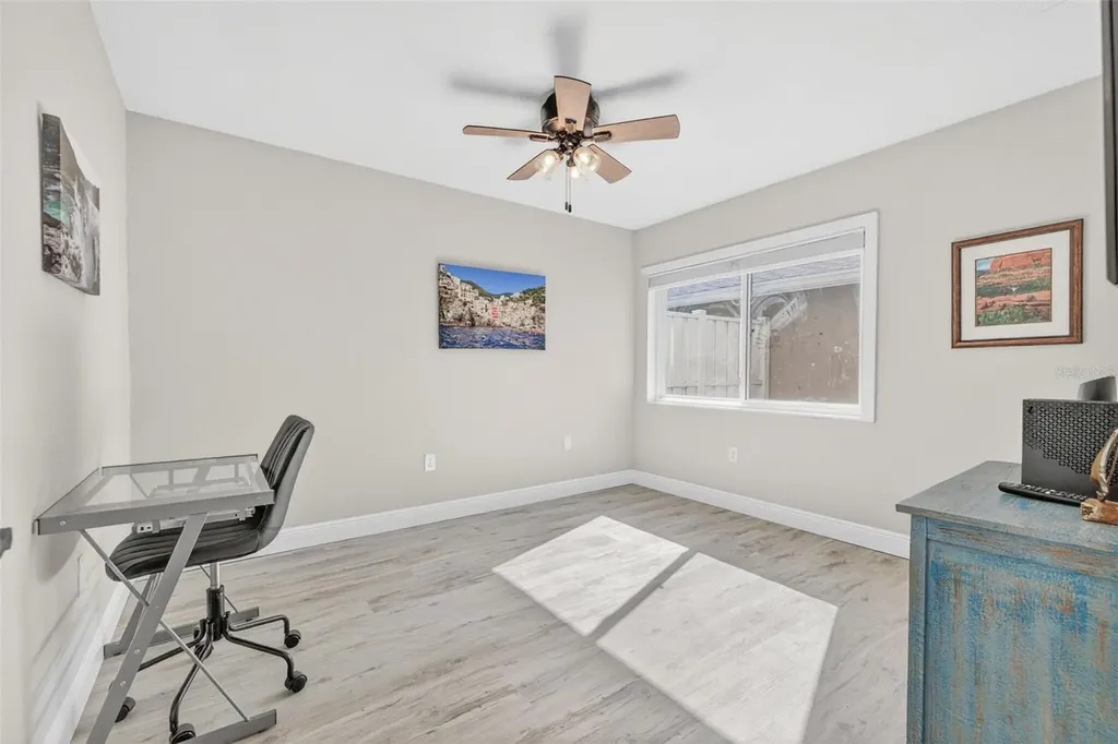6747 Cape Hatteras Way NE St Petersburg FL 33702