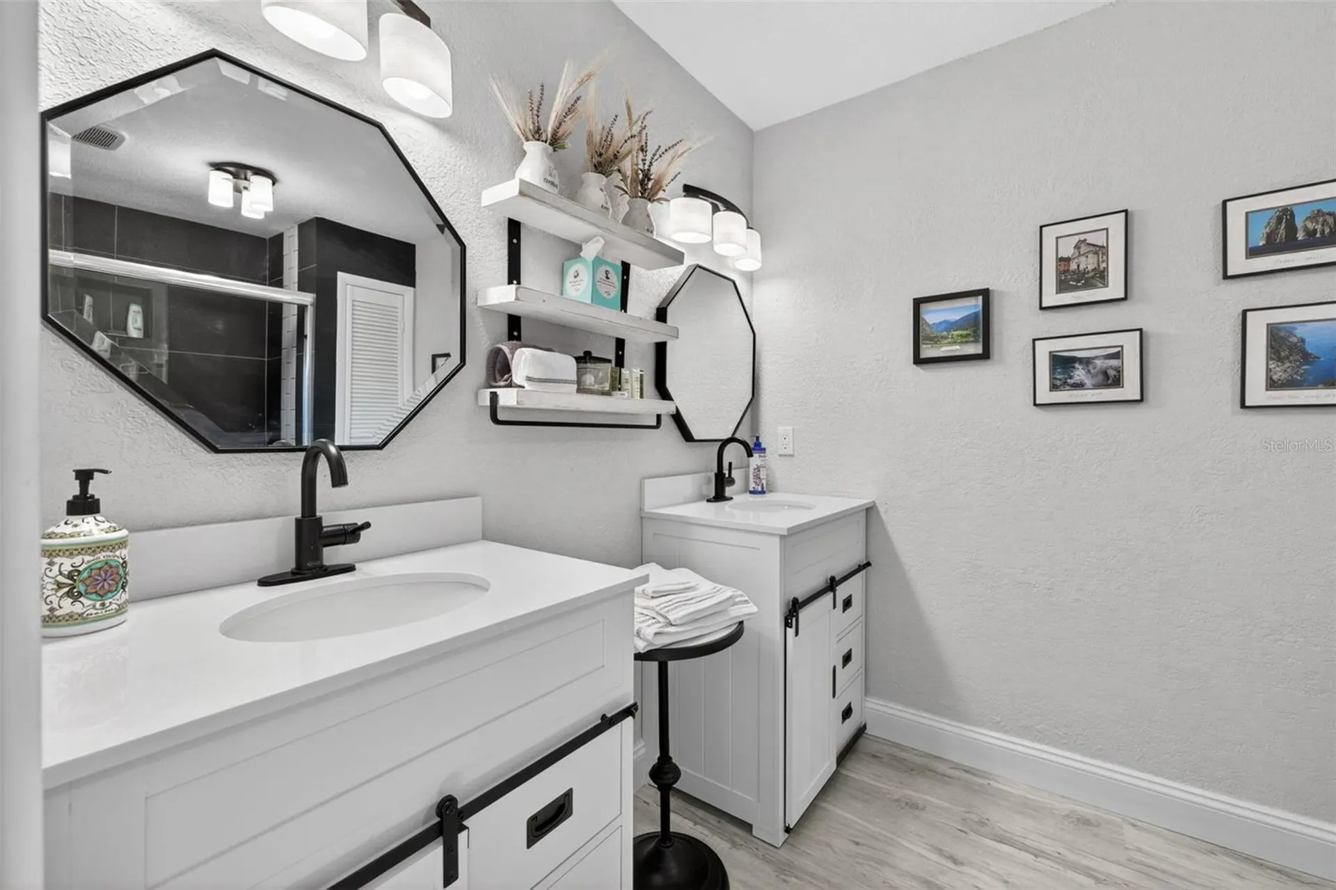 6747 Cape Hatteras Way NE St Petersburg FL 33702