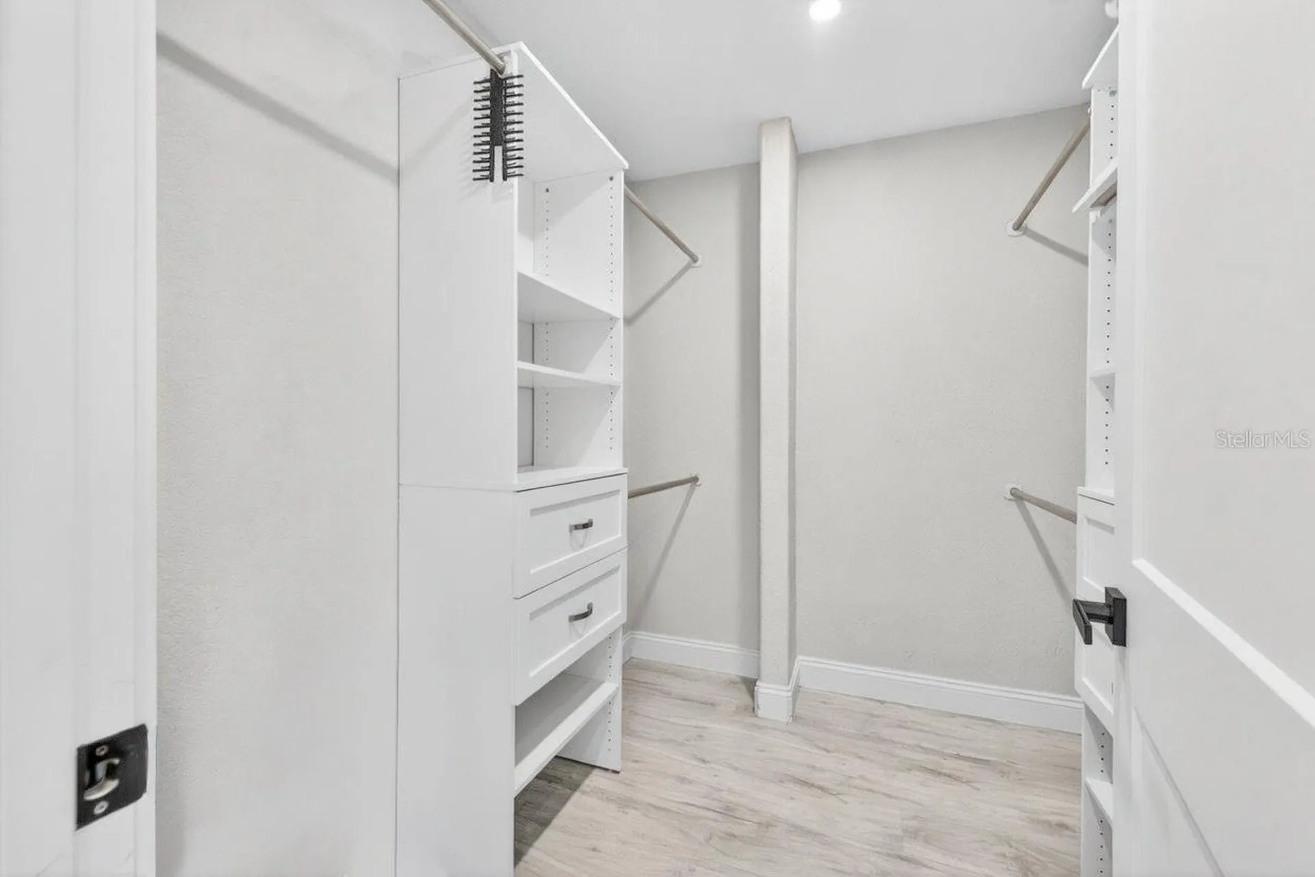 6747 Cape Hatteras Way NE St Petersburg FL 33702