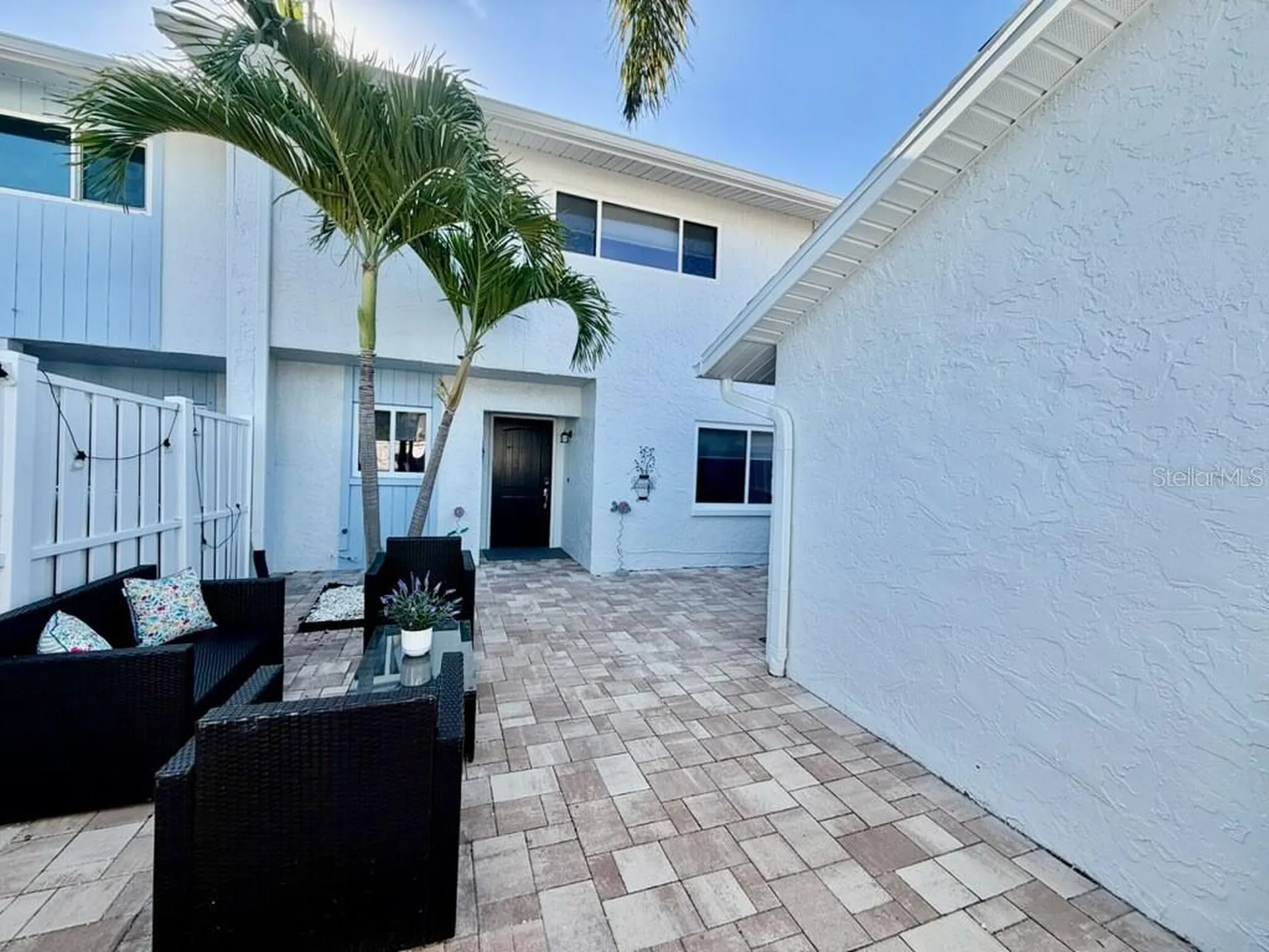 6747 Cape Hatteras Way NE St Petersburg FL 33702