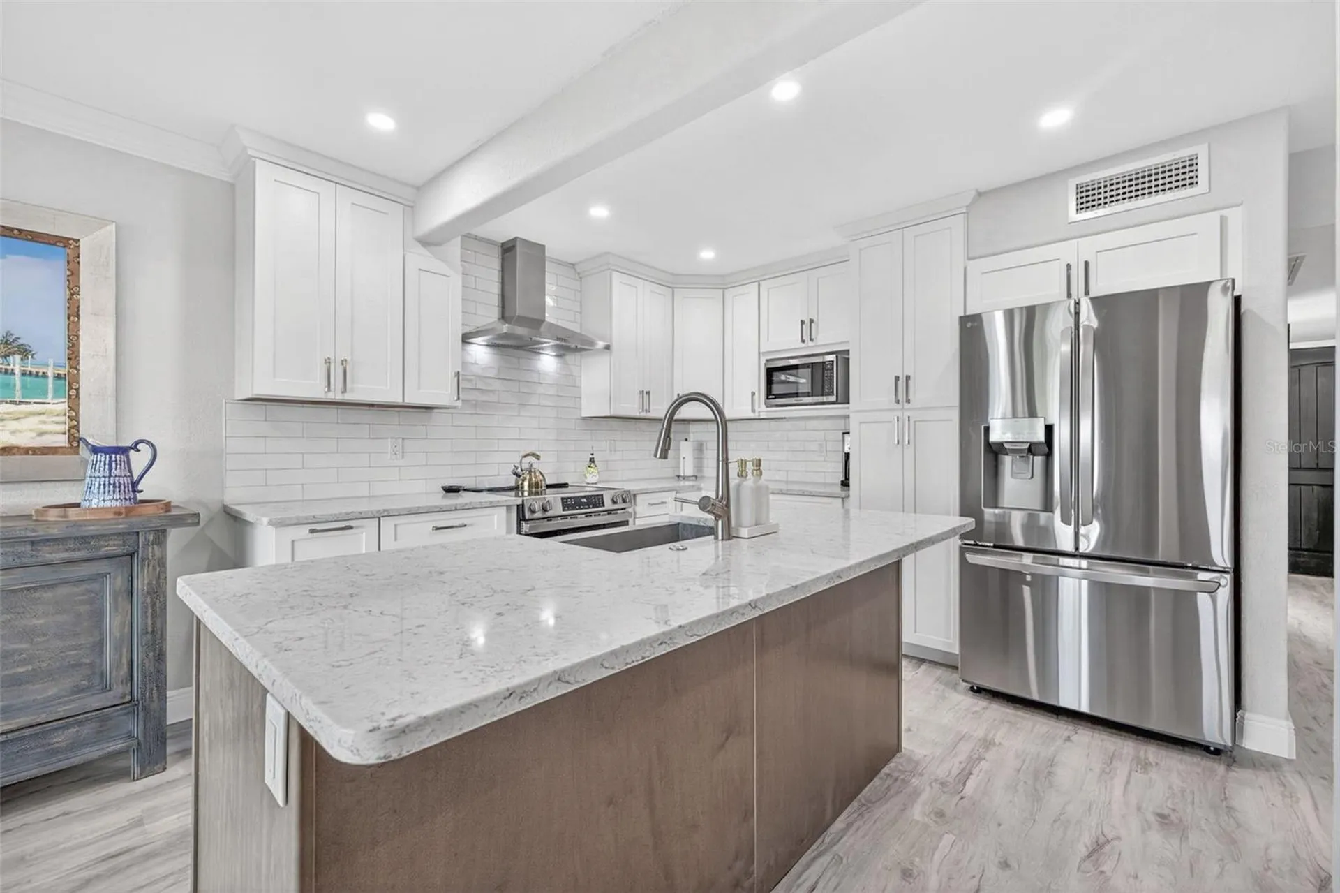 6747 Cape Hatteras Way NE St Petersburg FL 33702