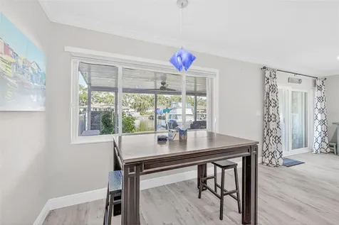 6747 Cape Hatteras Way NE St Petersburg FL 33702