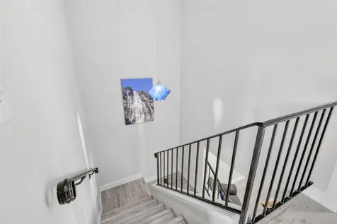 6747 Cape Hatteras Way NE St Petersburg FL 33702