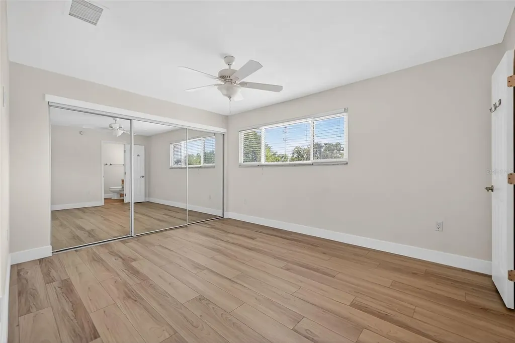 6257 Cape Hatteras Way NE St Petersburg FL 33702