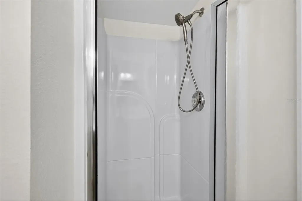 6257 Cape Hatteras Way NE St Petersburg FL 33702