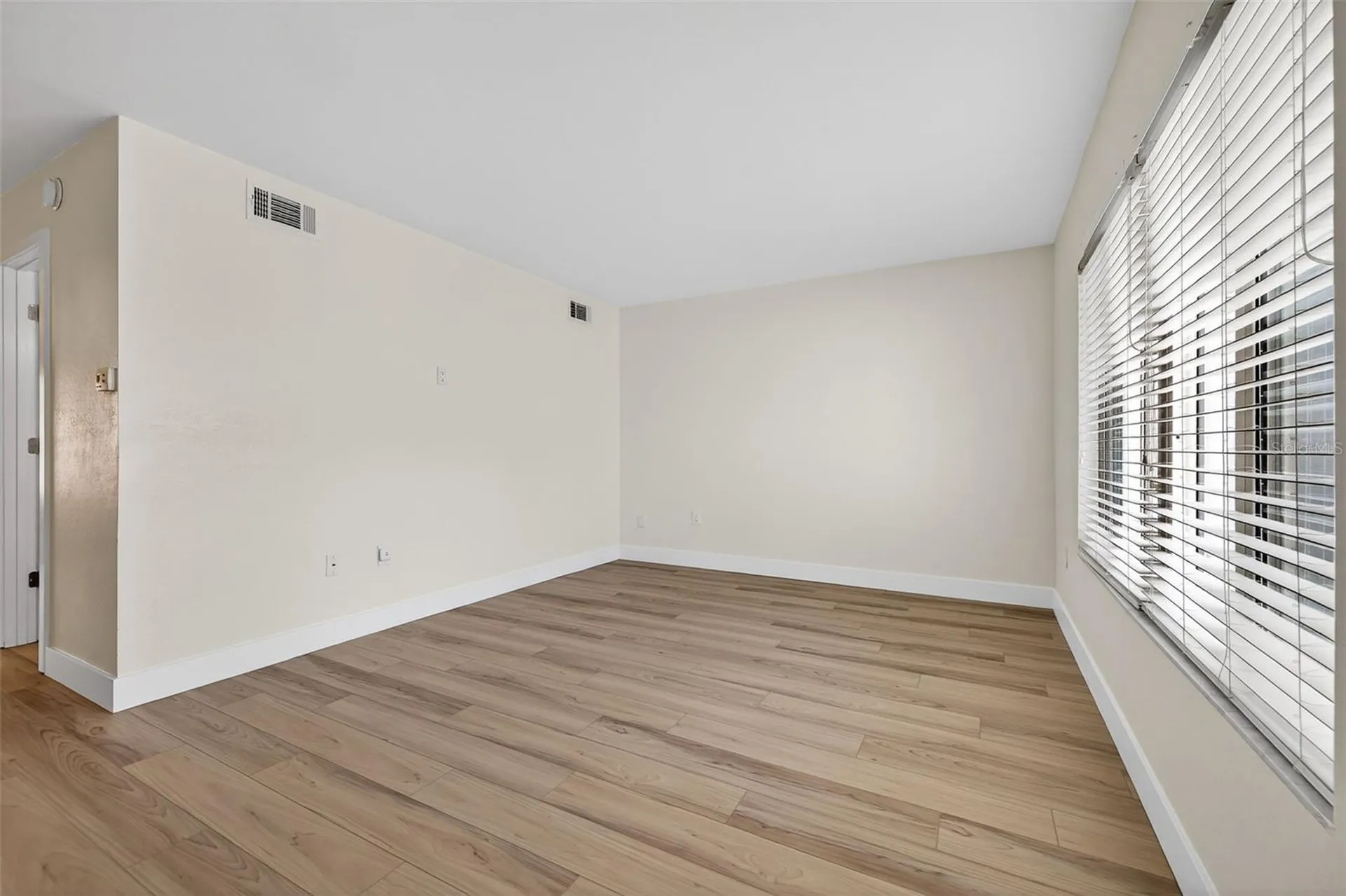 6257 Cape Hatteras Way NE St Petersburg FL 33702