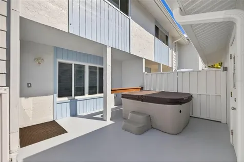 6257 Cape Hatteras Way NE St Petersburg FL 33702