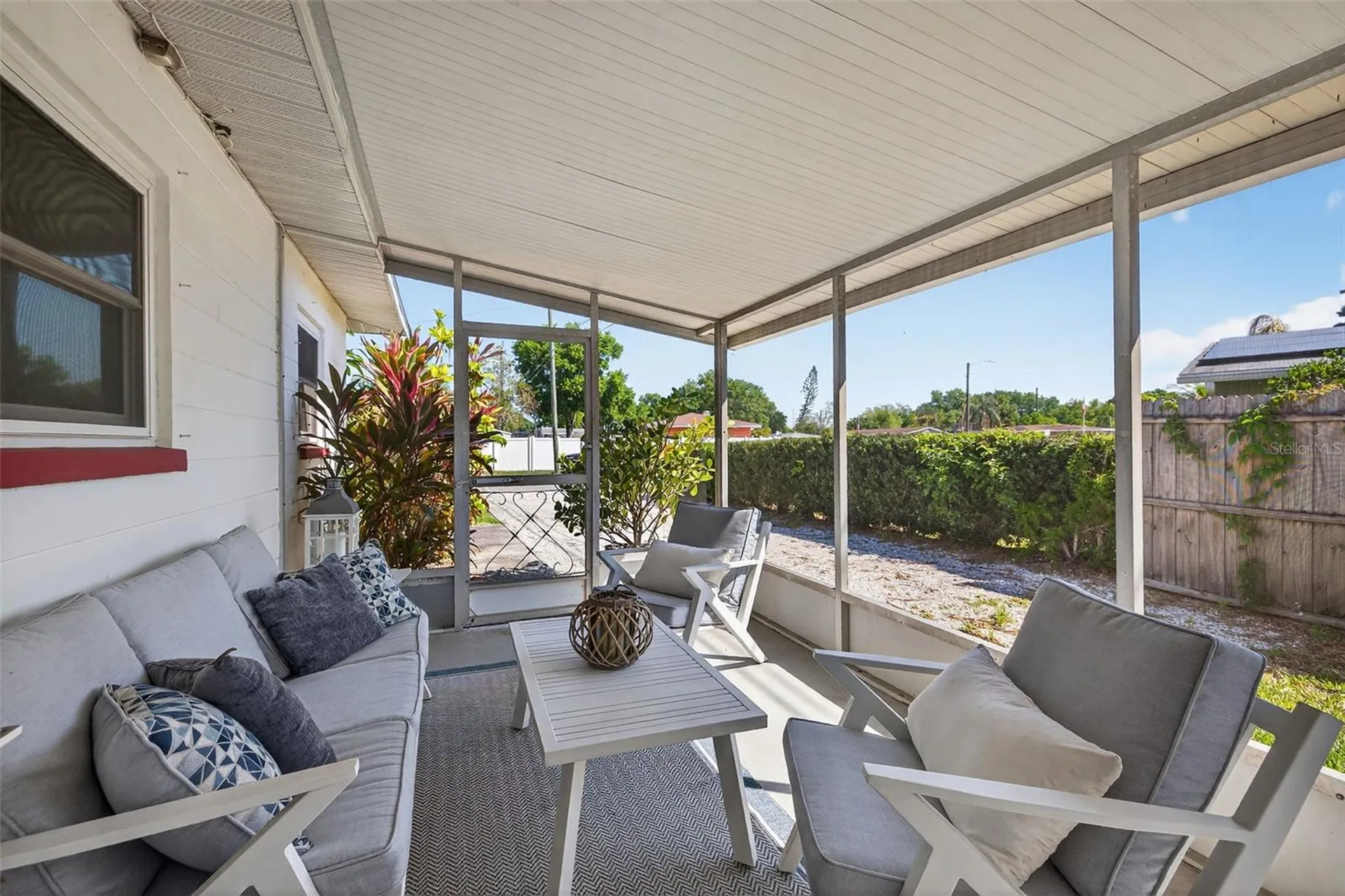 1760 75th Avenue N St Petersburg FL 33702