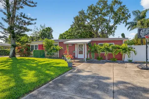 1760 75th Avenue N St Petersburg FL 33702