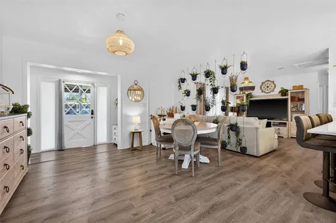 1760 75th Avenue N St Petersburg FL 33702