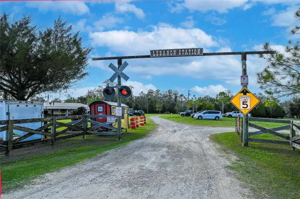 11350 State Road 121 Inglis FL 34449