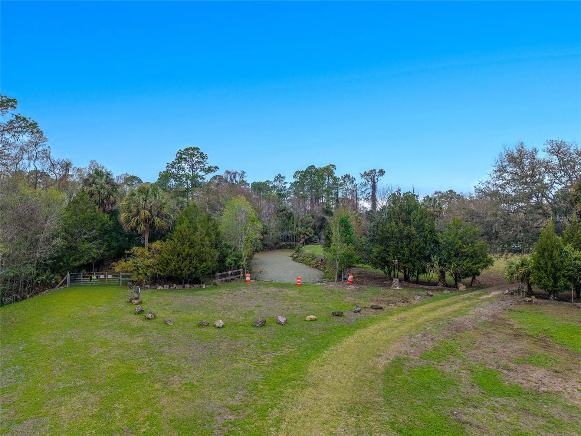 11350 State Road 121 Inglis FL 34449
