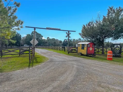 11350 State Road 121 Inglis FL 34449