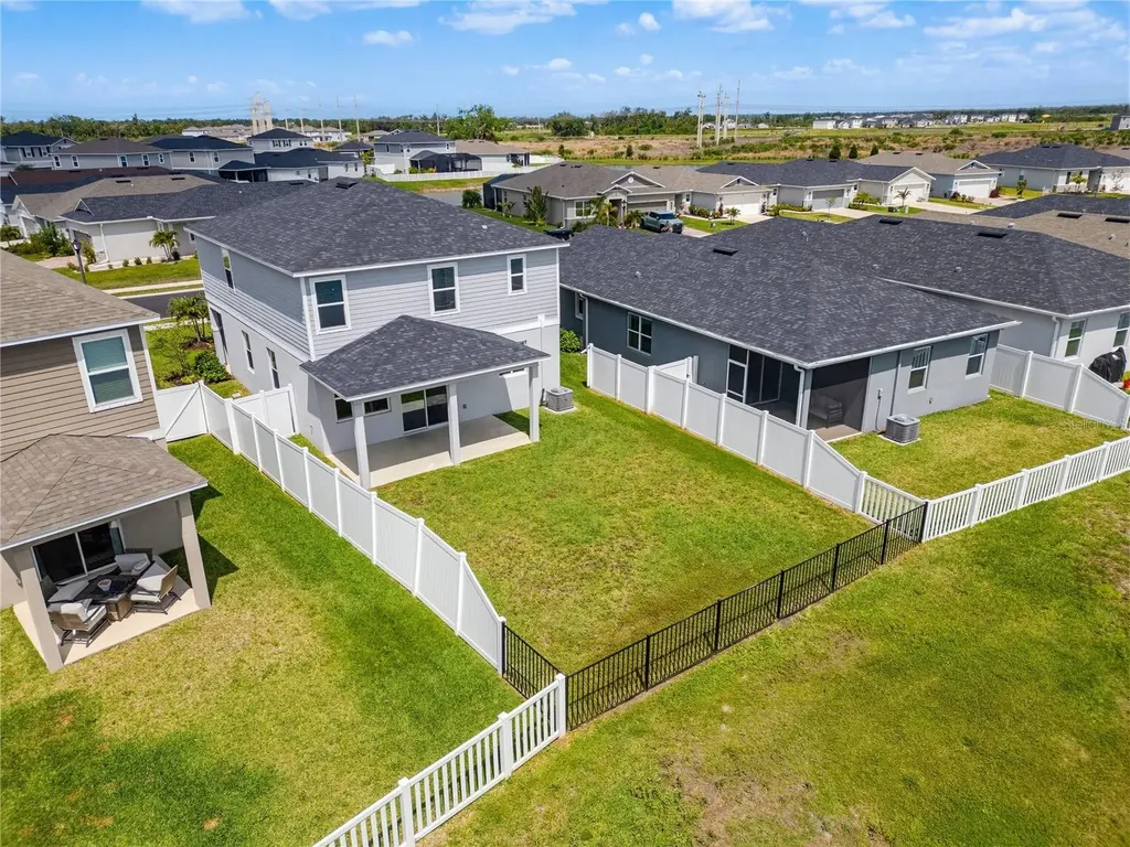 9395 Sandy Bluffs Circle Parrish FL 34219