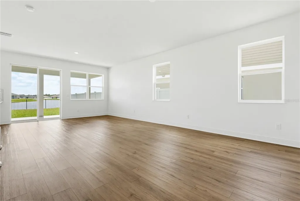 9395 Sandy Bluffs Circle Parrish FL 34219