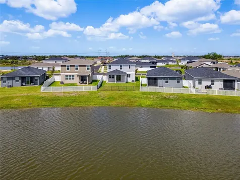 9395 Sandy Bluffs Circle Parrish FL 34219