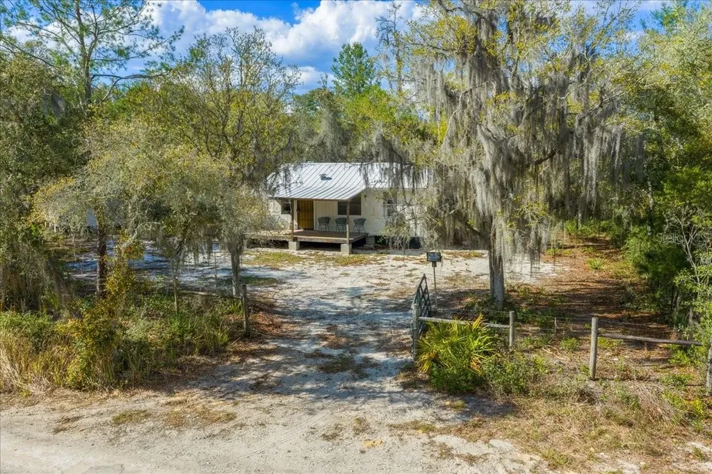 15605 NE 236th Street Fort Mc Coy FL 32134