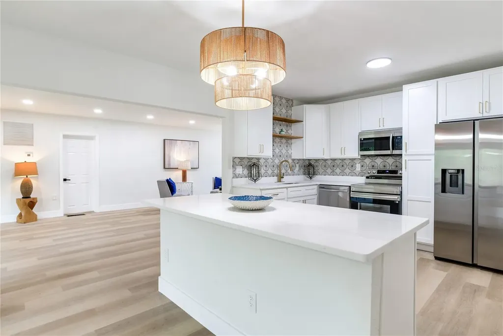 2753 Valencia Drive Sarasota FL 34239