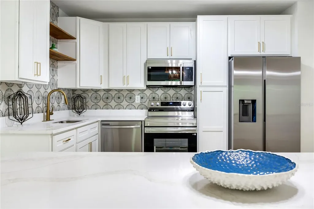2753 Valencia Drive Sarasota FL 34239