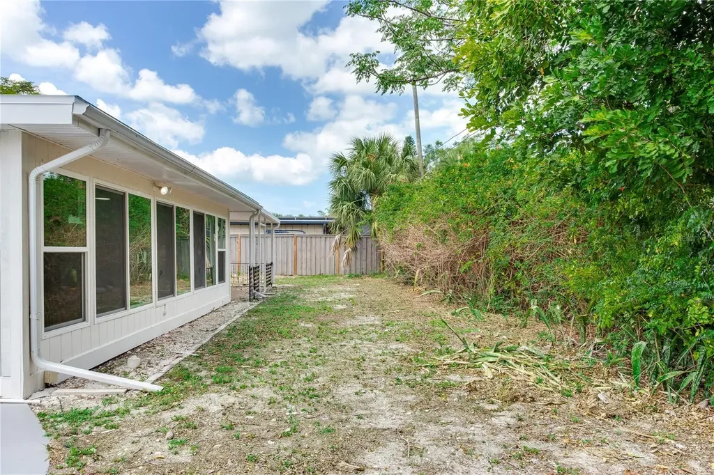 2753 Valencia Drive Sarasota FL 34239