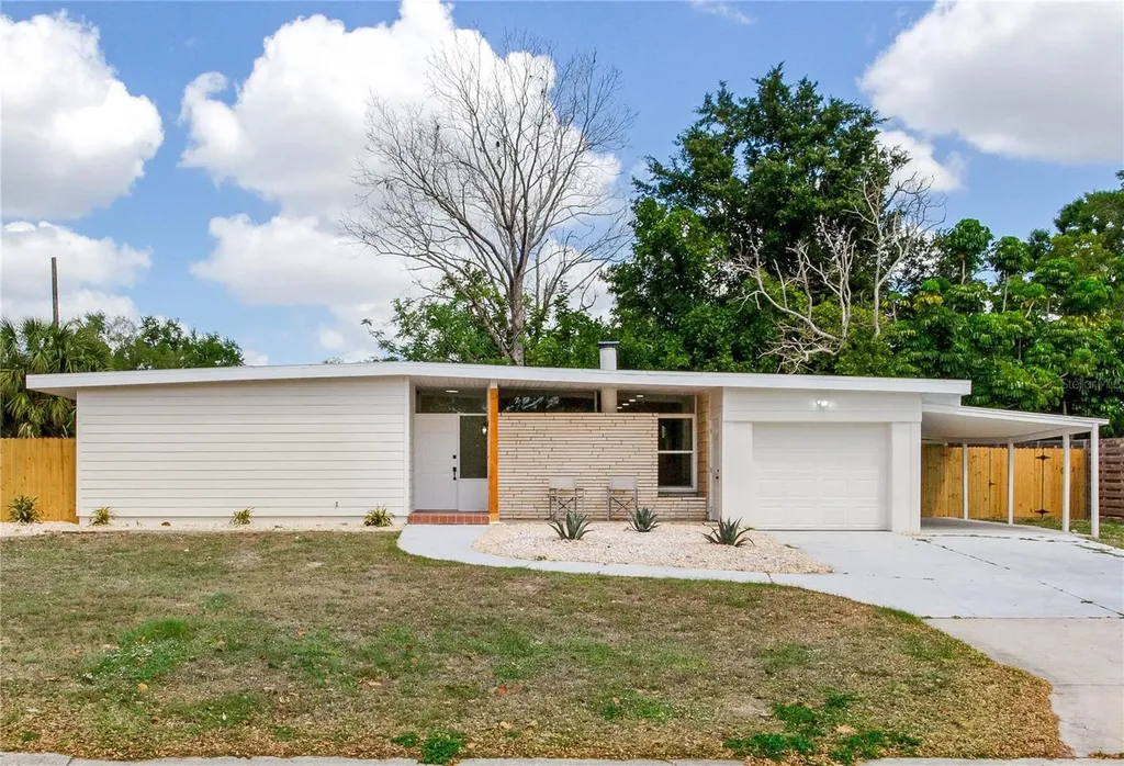 2753 Valencia Drive Sarasota FL 34239