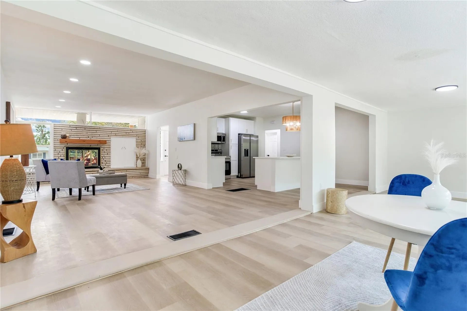 2753 Valencia Drive Sarasota FL 34239