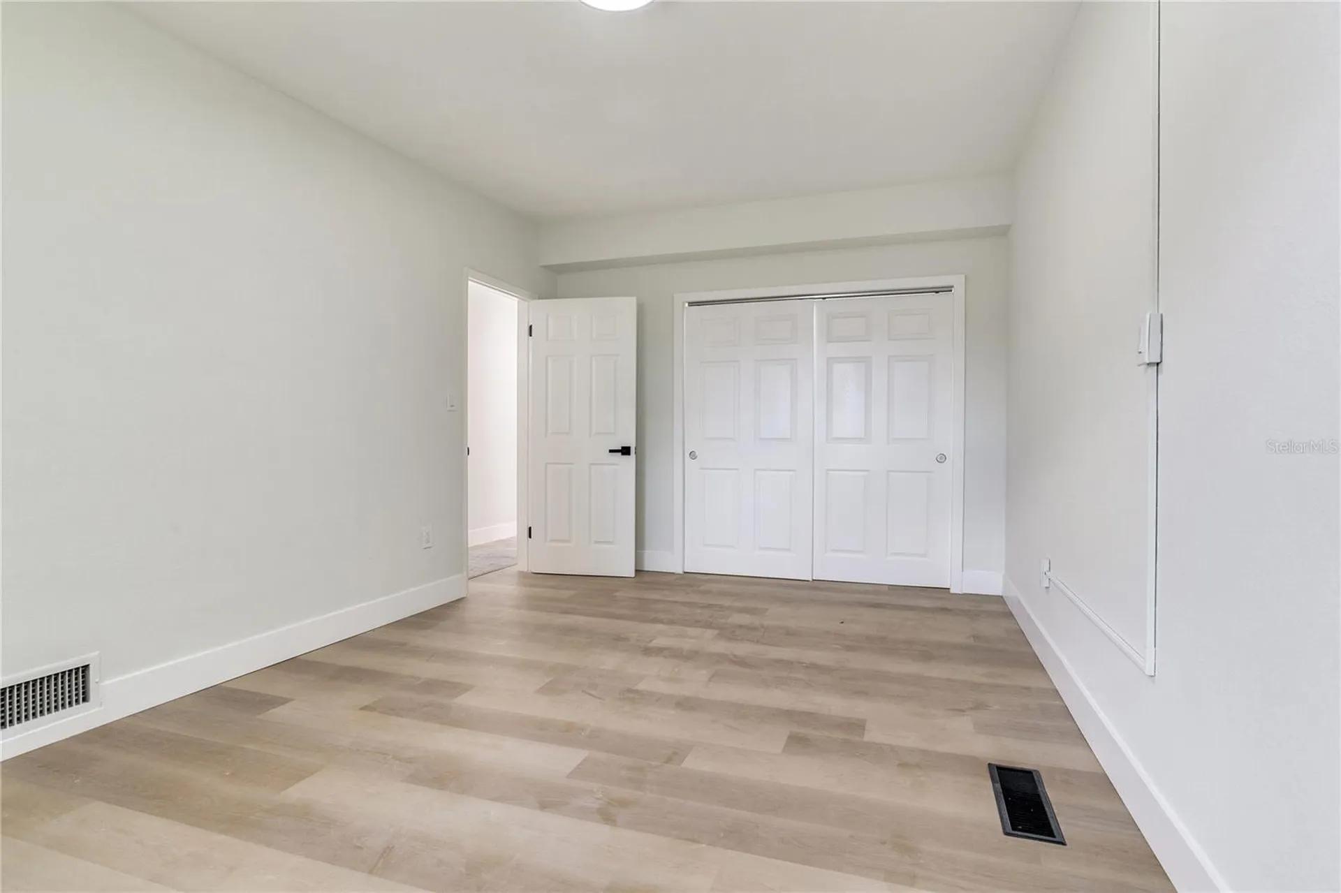 2753 Valencia Drive Sarasota FL 34239