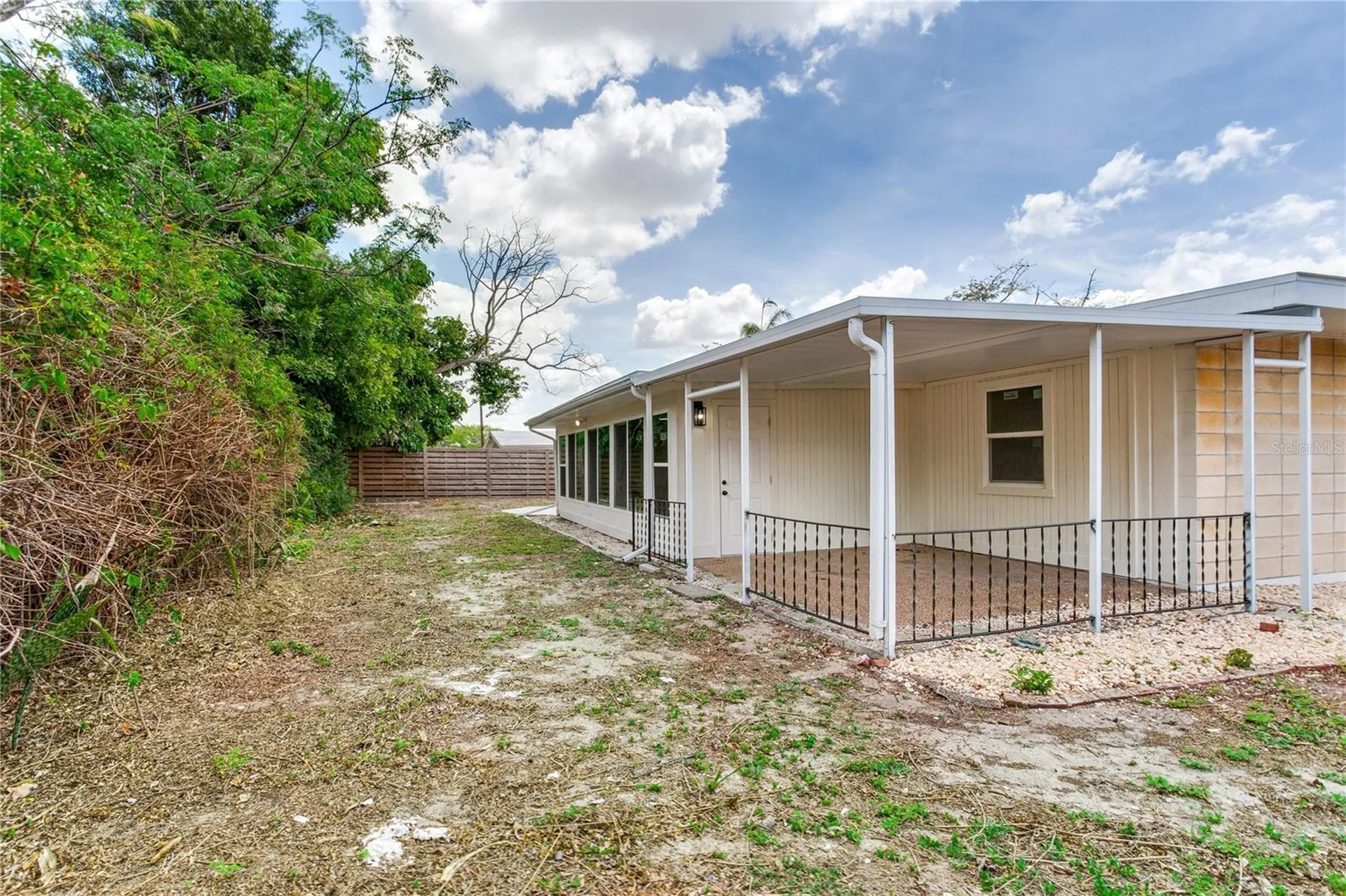 2753 Valencia Drive Sarasota FL 34239