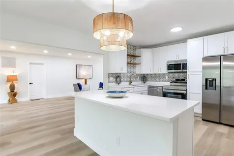 2753 Valencia Drive Sarasota FL 34239