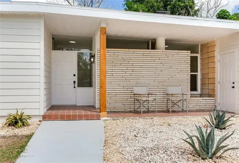 2753 Valencia Drive Sarasota FL 34239