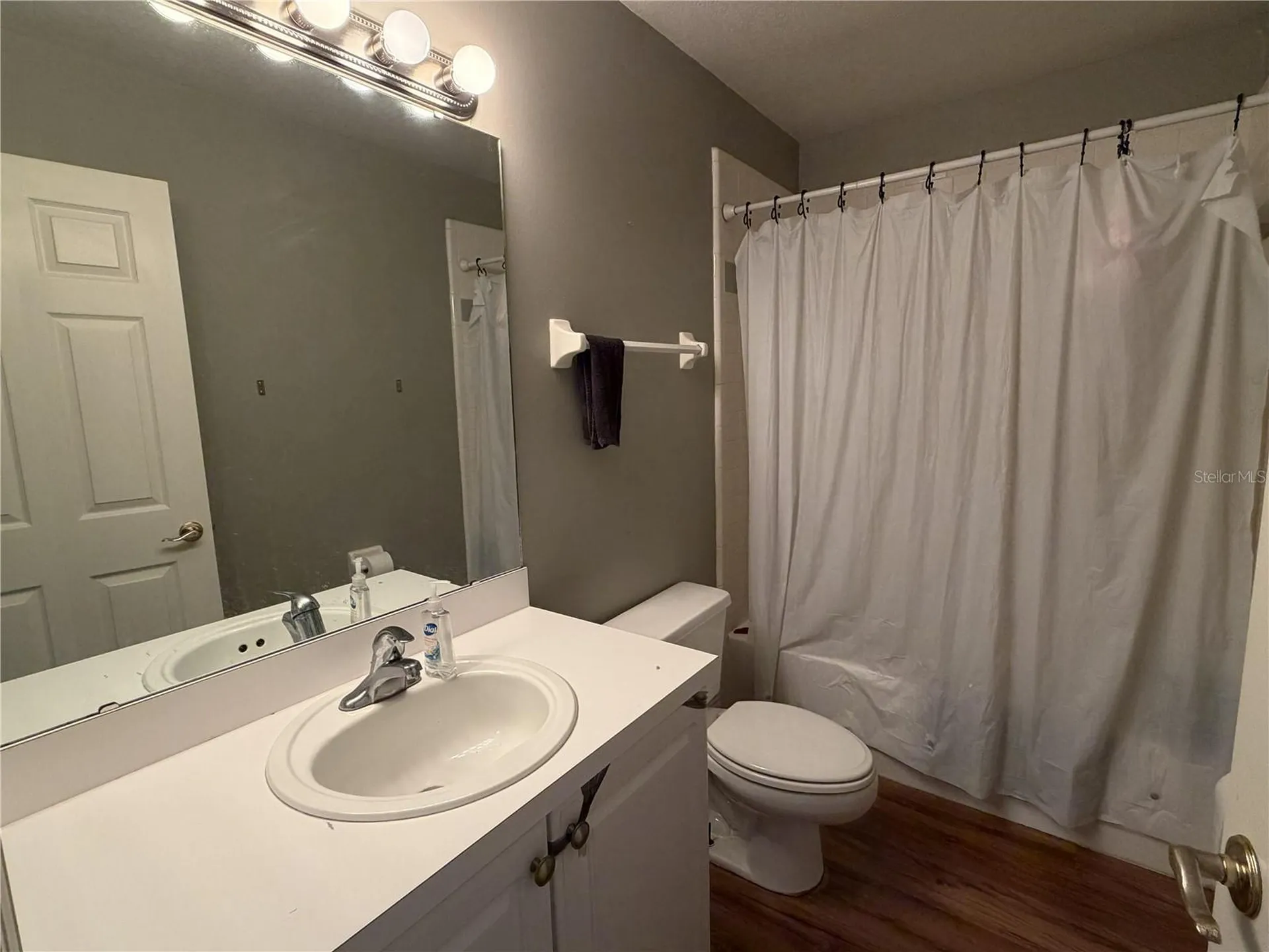 1188 Foxforrest Circle Apopka FL 32712