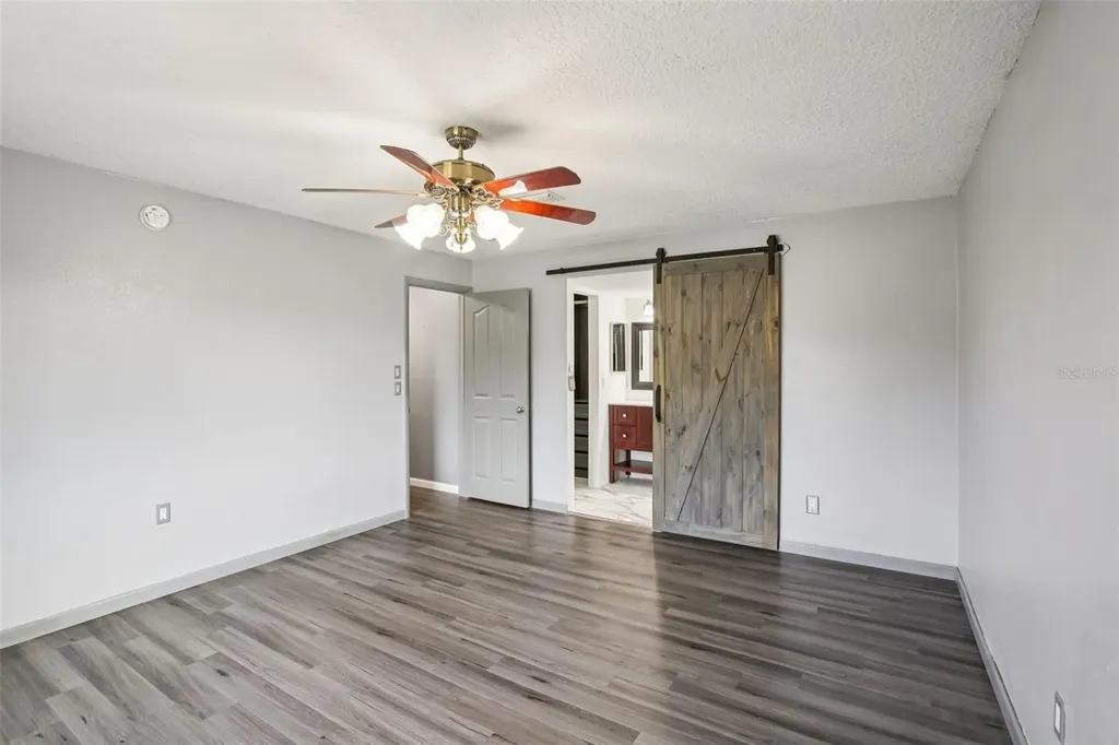 2589 Knoll Street W Palm Harbor FL 34683
