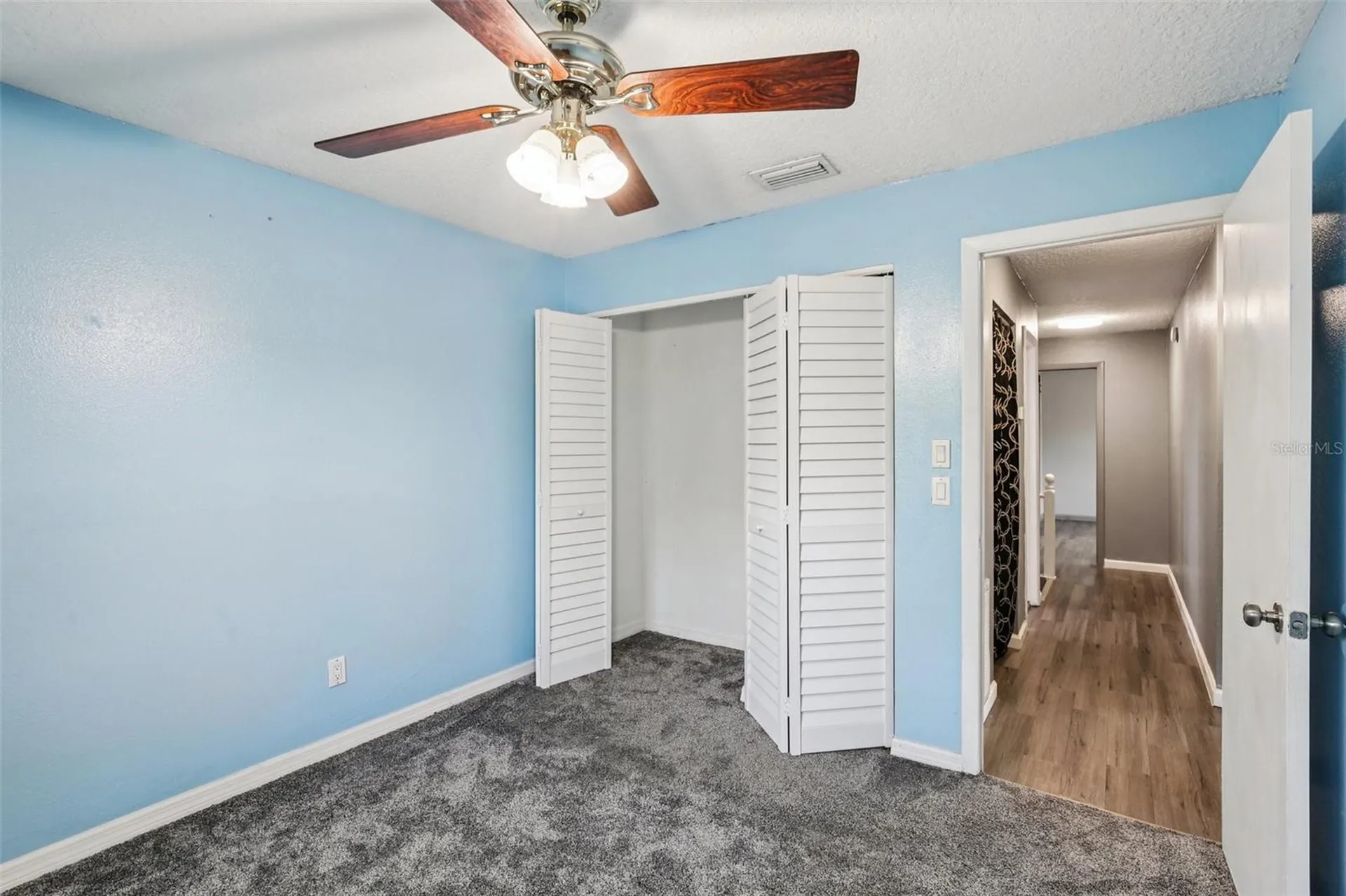 2589 Knoll Street W Palm Harbor FL 34683