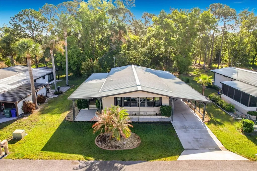 6561 Chinaberry Drive NE Winter Haven FL 33881