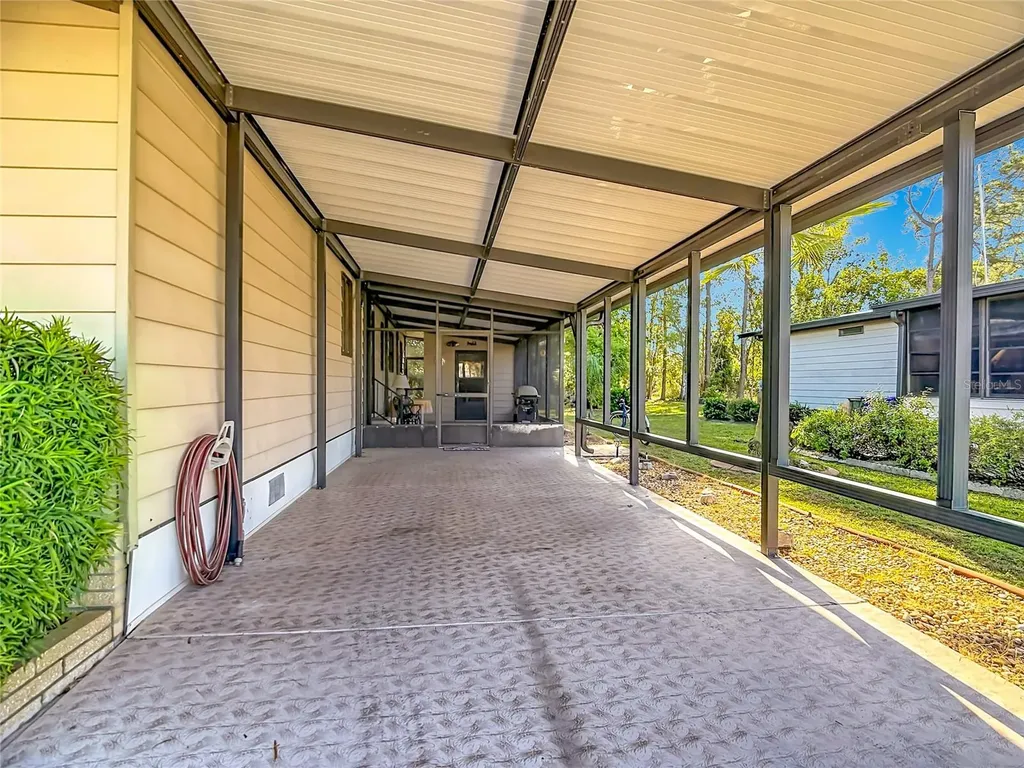 6561 Chinaberry Drive NE Winter Haven FL 33881