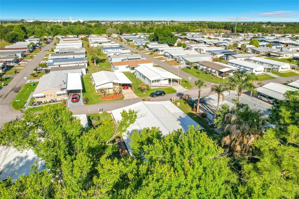 6561 Chinaberry Drive NE Winter Haven FL 33881