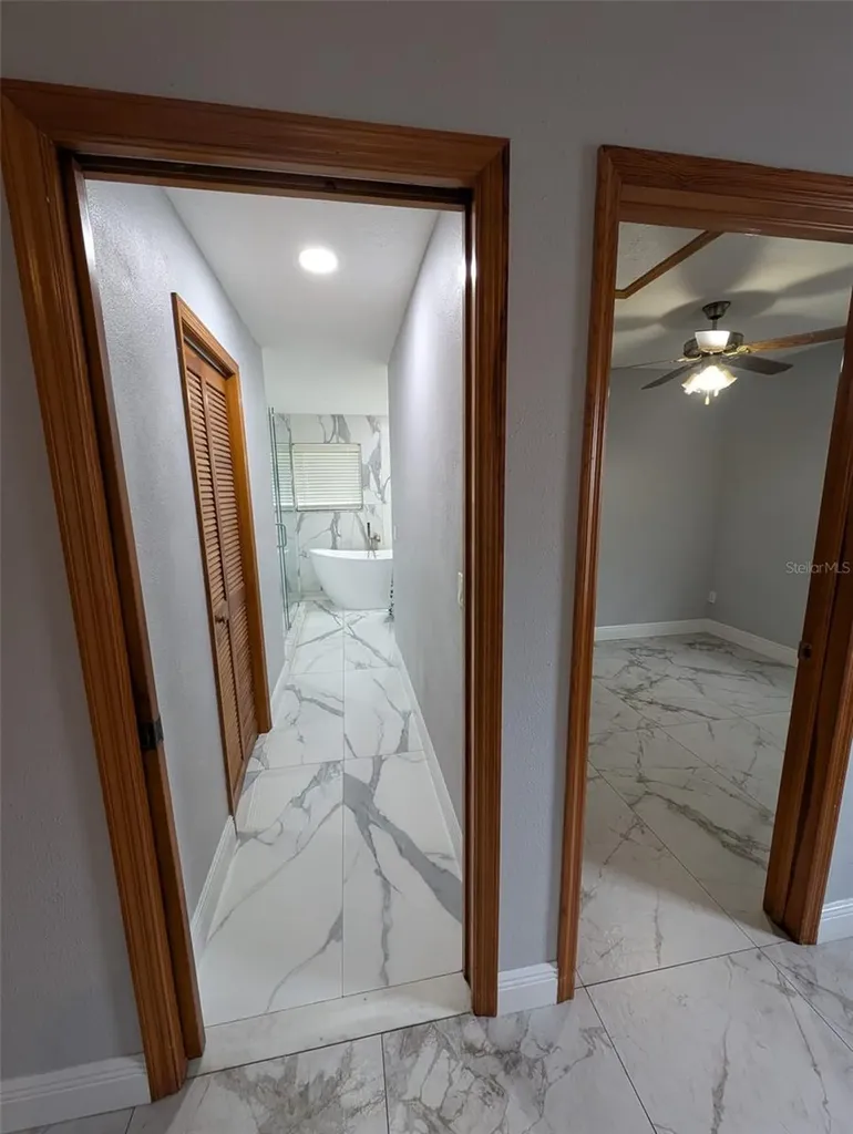 2106 Whitlock Place Dover FL 33527