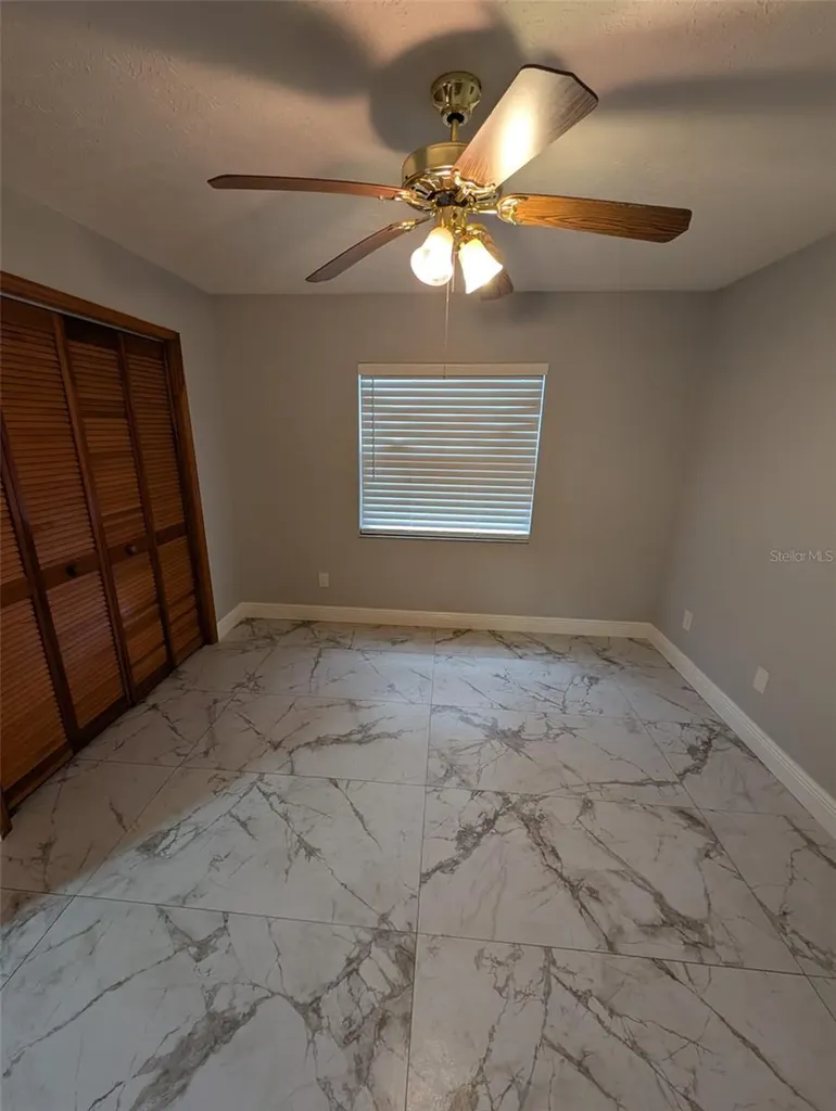 2106 Whitlock Place Dover FL 33527