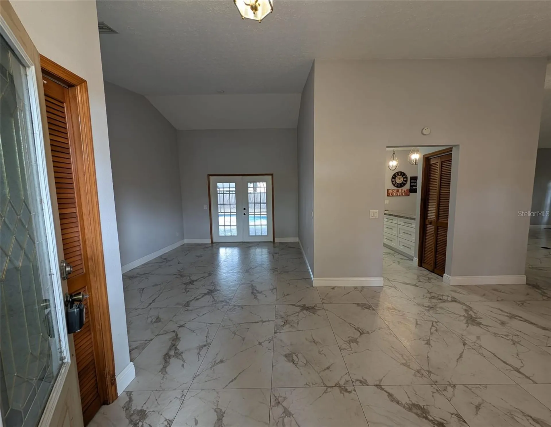 2106 Whitlock Place Dover FL 33527