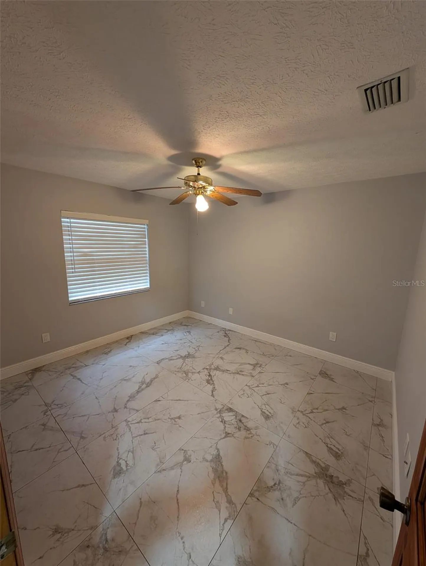 2106 Whitlock Place Dover FL 33527