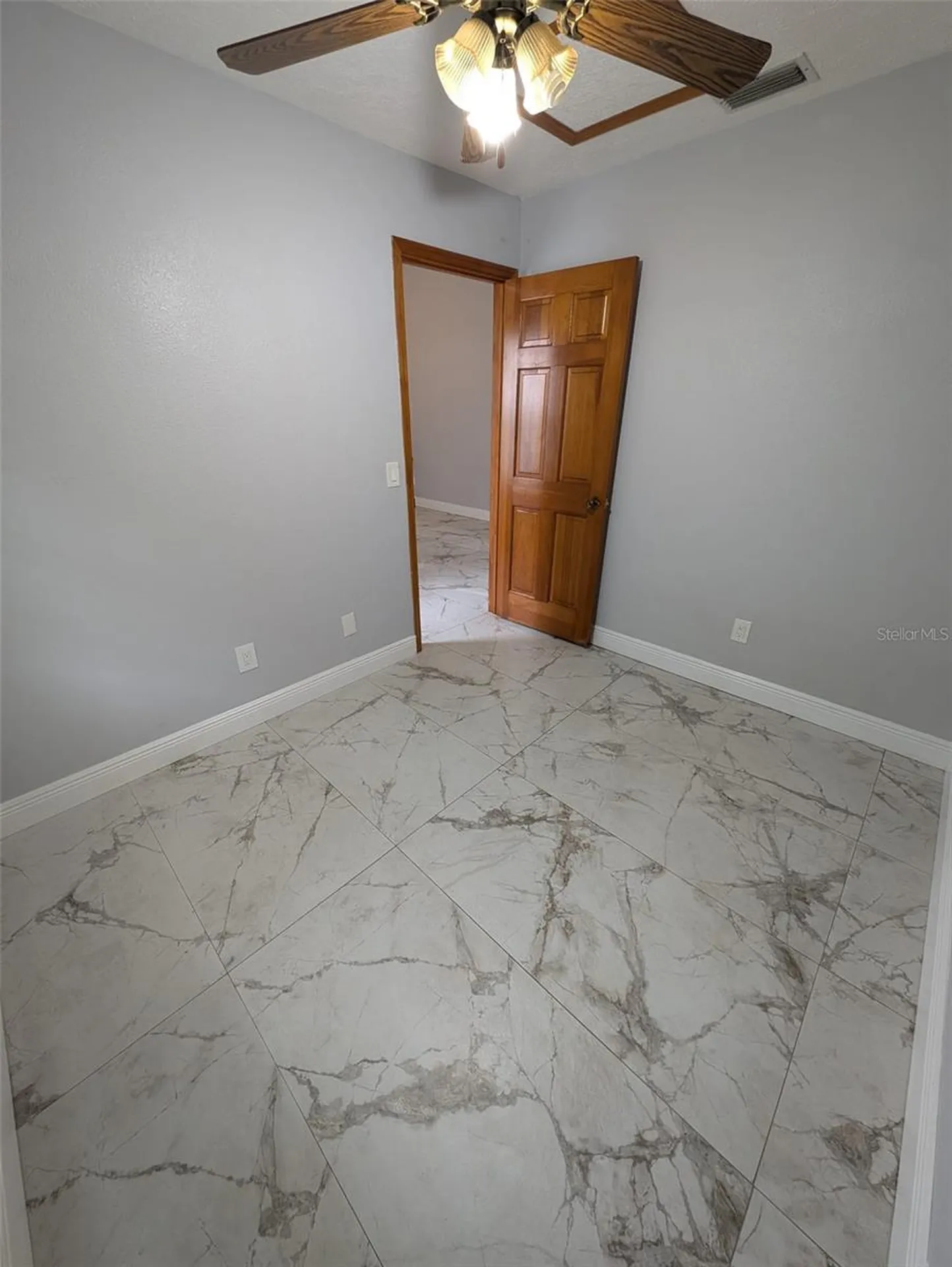 2106 Whitlock Place Dover FL 33527