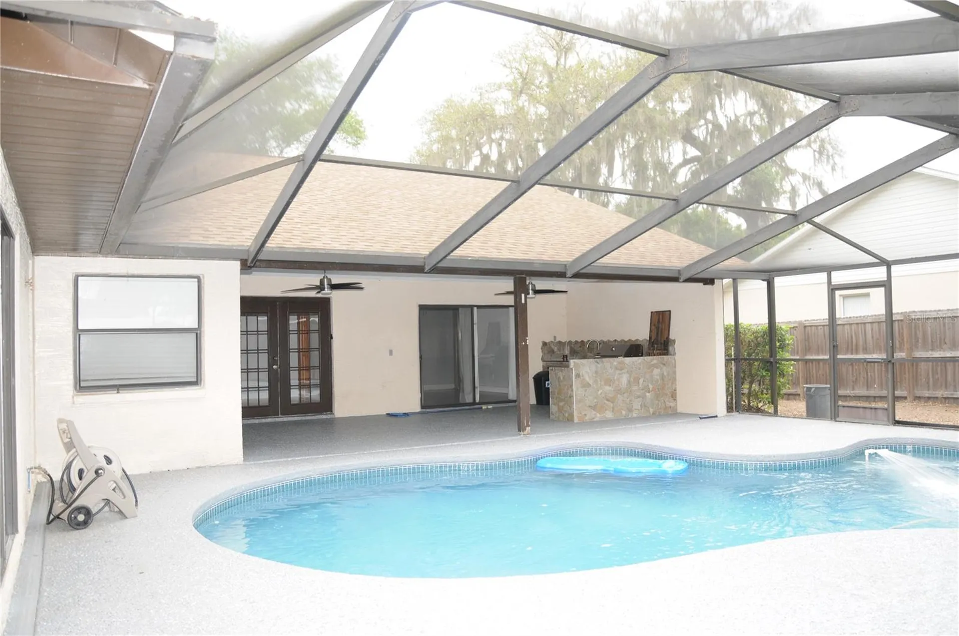 2106 Whitlock Place Dover FL 33527