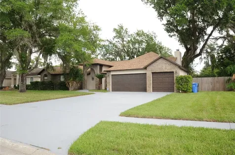 2106 Whitlock Place Dover FL 33527