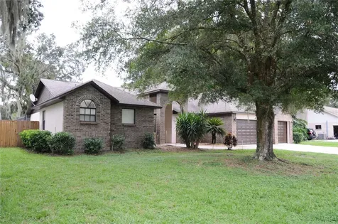 2106 Whitlock Place Dover FL 33527