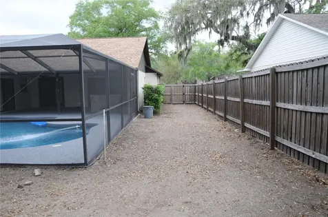 2106 Whitlock Place Dover FL 33527