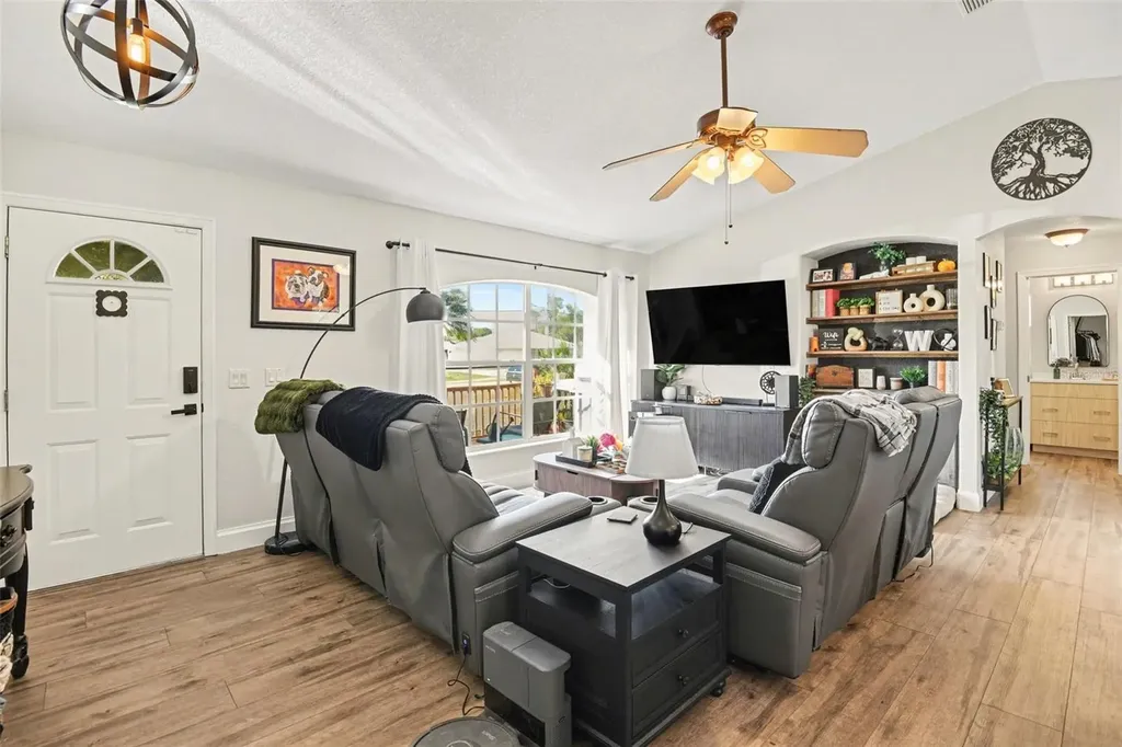 3894 S Chamberlain Boulevard North Port FL 34286