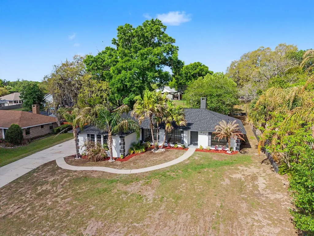6918 Odoniel Loop W Lakeland FL 33809