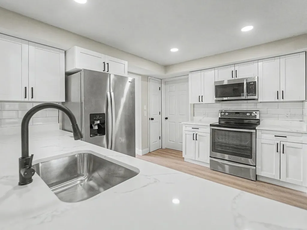 6918 Odoniel Loop W Lakeland FL 33809
