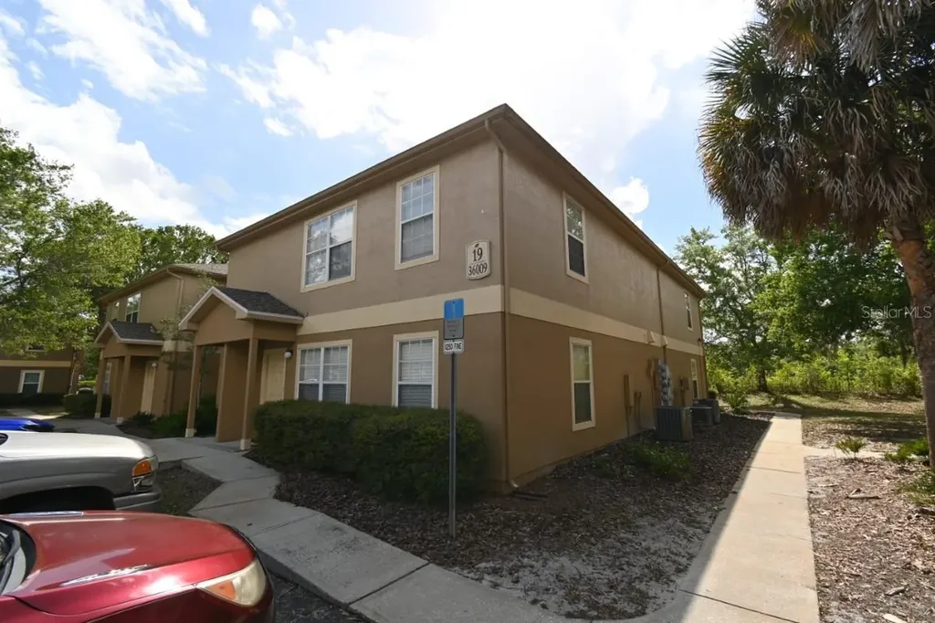 36009 Deer Creek Drive Zephyrhills FL 33541