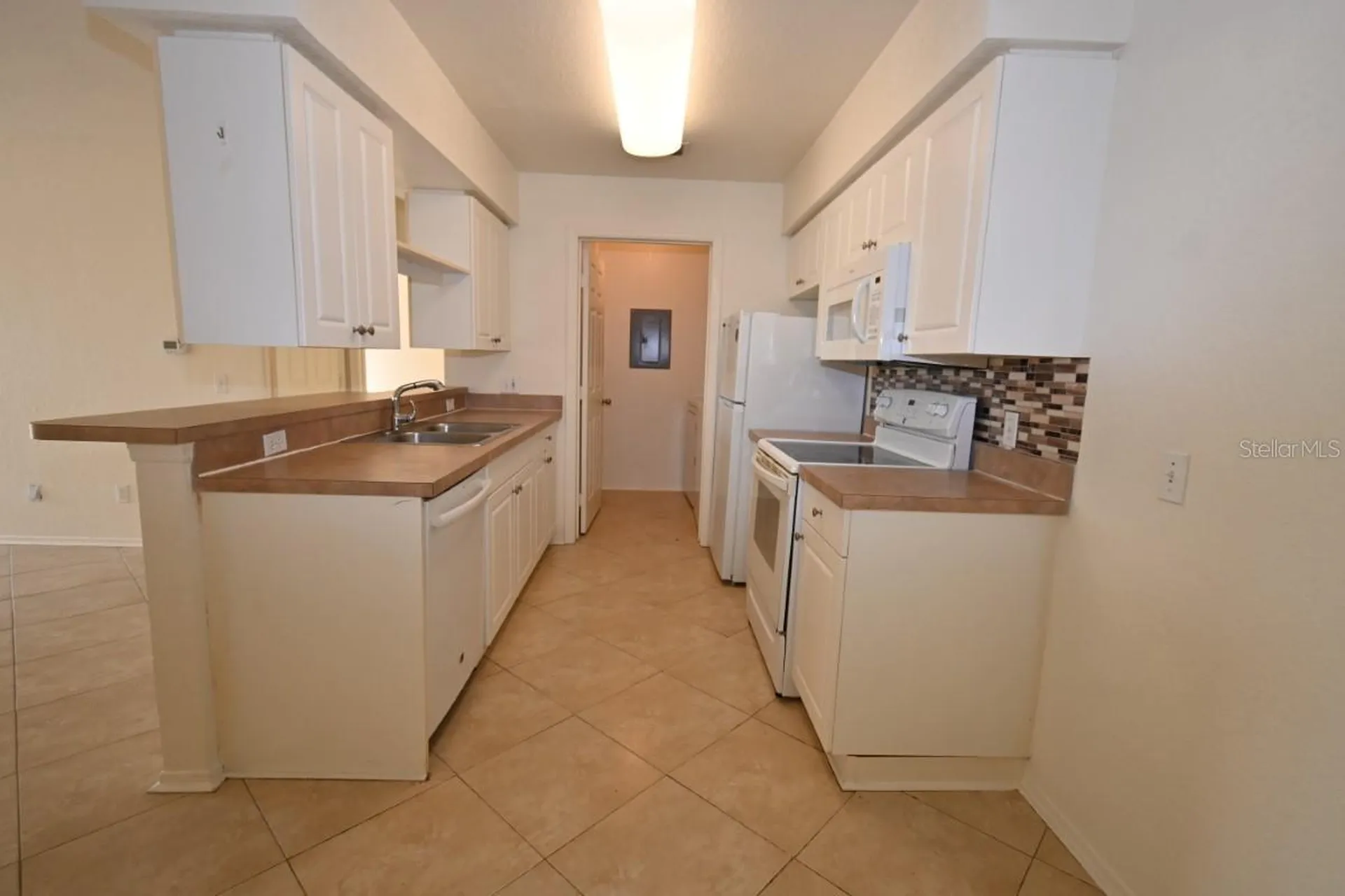 36009 Deer Creek Drive Zephyrhills FL 33541